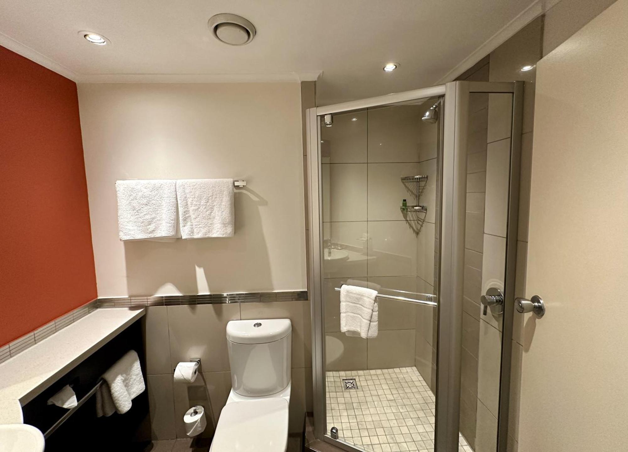 Garden Court Nelson Mandela Boulevard Кейптаун Екстериор снимка