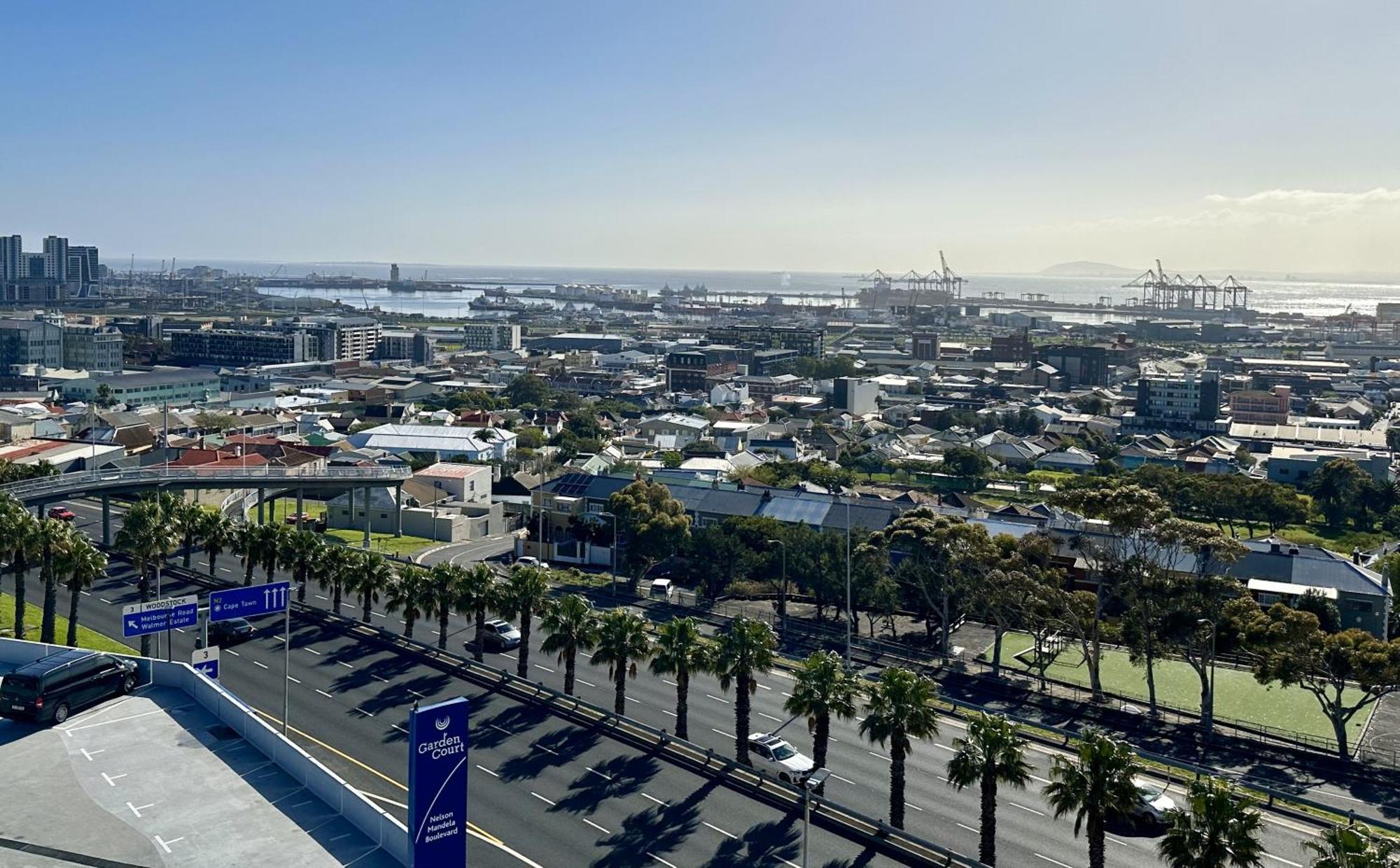 Garden Court Nelson Mandela Boulevard Кейптаун Екстериор снимка